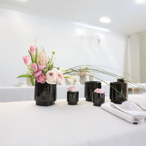 CUC1305BK - เซรามิกทรงกระบอกสีดำลายจุดขนาดกลางพร้อมฐาน - สูง 5.1 นิ้ว - Product Image 6