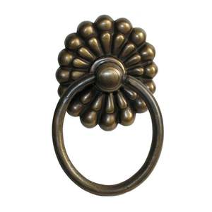 Anneau de porte en laiton pur personnalisé couronne marteau Clout heurtoir de porte en métal vintage durable pour chambre à coucher utilisation meilleure vente - Product Image 1