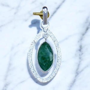 Colgante de Esmeralda, Plata de Ley 925, Joyería Fina, Dijes Hechos a Mano, Precio al por Mayor, Joyería de Plata - Product Image 1