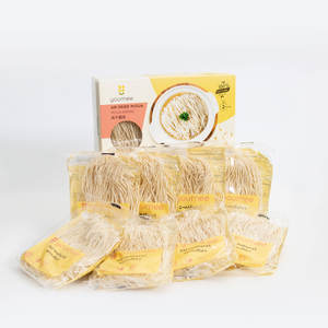 เส้นก๋วยเตี๋ยวแป้งข้าวเหนียวแบบดั้งเดิม อบแห้งแบบธรรมชาติ พรีเมียม ไม่ฟอกขาว 8 ซอง - Product Image 2