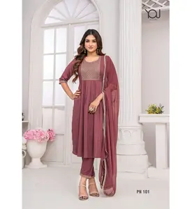 Dernier travail de broderie lourde coupe Naira vêtements de fête kurtis indiens pakistanais avec fil de viscose fantaisie conception rayonne pantalon Dupatta - Product Image 1