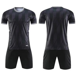 Proveedor de Uniformes de Fútbol OEM, Conjunto de Camiseta y Pantalones Cortos de Alto Rendimiento, Transpirable, de Secado Rápido y Ligero, con Impresión de Logotipo Personalizado - Product Image 4
