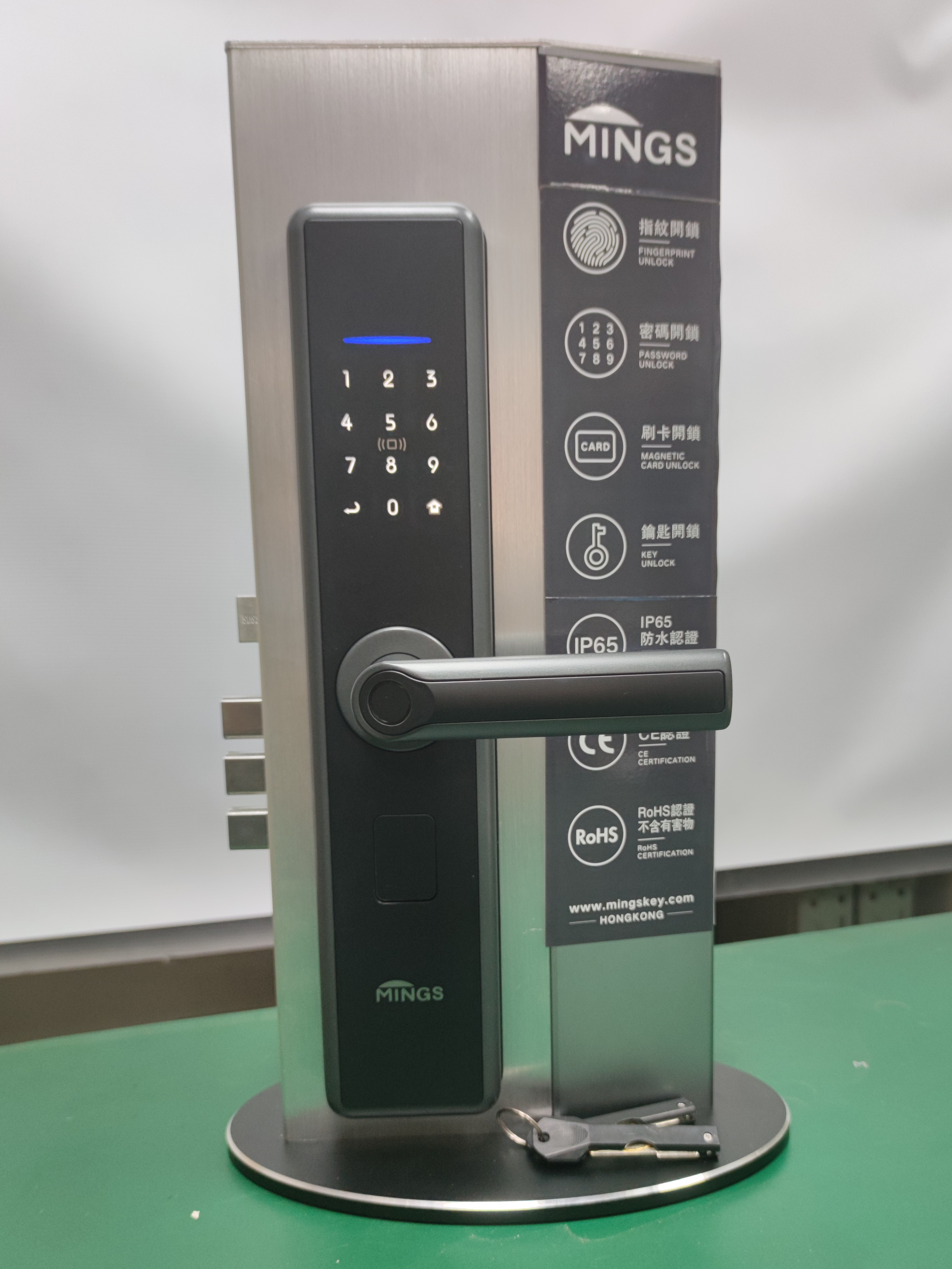 สีเทาด้าน