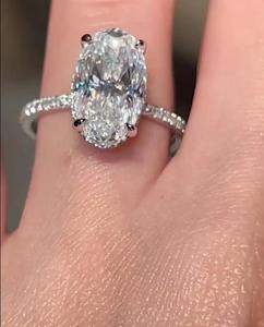 Anillo de Diamante Moissanita de Plata 925 de Lujo Más Vendido, Joyería Elegante para Mujer, Disponible para Suministro al por Mayor - Product Image 1