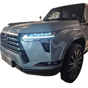 2025 GX 550 SUV, Volante a la Izquierda, R18 4L, Euro IV, Equipamiento Completo, 354 CV, Transmisión Automática, Gasolina, Color Oscuro, 7 Plazas, Techo Panorámico, Buen Estado - Product Image 3