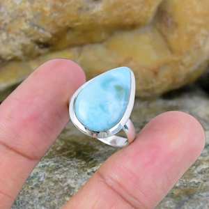 แหวนเวอร์เมิลเงินสเตอร์ลิง925ทำด้วยมือดีไซน์คลาสสิกที่ไม่เหมือนใครพร้อมตัวเรือนอัญมณีลาริมาร์ธรรมชาติ - Product Image 2