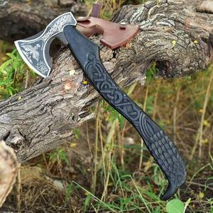 Hache en acier à haute teneur en carbone 1095 avec manche en bois, fibre de verre et plastique pour le camping, la coupe en plein air et le travail du bois - Product Image 1