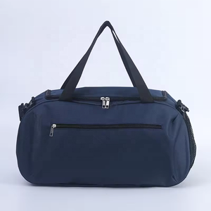 Bolsa Deportiva Impermeable Oxford con Logotipo Personalizado y Correa Ajustable para Gimnasio y Viajes Unisex - Product Image 3