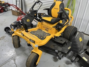 เครื่องตัดหญ้าแบบ Zero Turn รุ่น Cub Cadet ULTIMA ZT3 60 พร้อมเครื่องยนต์เบนซิน 31 แรงม้า และแท่นตัดขนาด 60 นิ้ว สำหรับงานพาณิชย์ - Product Image 1