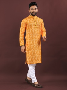 Tela Semi Lino Algodón Impreso Digital Estilo de Fiesta Kurtas para Hombres con Diseño de Tejido Botones Antiguos Hasta La Rodilla Ajuste Regular - Product Image 3