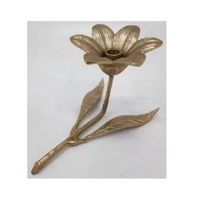 Venta caliente Color oro aluminio boda decorativo Metal vela soporte latón acabado hecho a mano vela tarro - Product Image 2