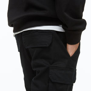 กางเกงวอร์มผู้ชายสีดำผ้าฝ้ายแบบผูกเชือกรัดเอวสวมใส่สบาย - Product Image 4