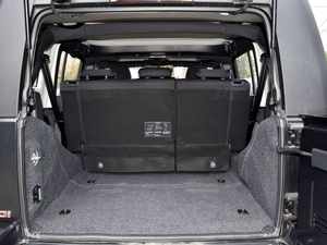 Auto Usado Modelo J40-G, Gasolina, Automático, de Alta Calidad, con Techo Panorámico y Asientos de Cuero - Product Image 5