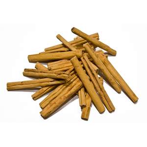 Palitos de Canela Cassia Frescos, Secos, Crudos, Naturales, con Fuerte Aroma y Sabor, Suministro a Granel, Especia al por Mayor para la Producción de Alimentos - Product Image 1