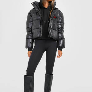 Veste matelassée décontractée d'hiver pour femmes grande taille OEM, couleur unie, épaisse, bomber classique, tissu Oxford, design respirant - Product Image 1