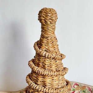 Adorno Navideño Espiral de Pasto Marino Hecho a Mano en Vietnam, Decoración Rústica Natural Ecológica para las Fiestas - Product Image 3
