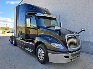 Camión Semirremolque International LT625 Sleeper 2019-2020 Listo para Trabajar, Cabina Condominial, RHD/LHD, Usado, Listo para Exportación - Product Image 3