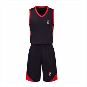 Vêtements de basket-ball confortables Tops et shorts avec logo personnalisé avec impression par sublimation pour uniformes de sport - Product Image 4