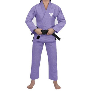 Meilleures ventes, prix raisonnable, motifs personnalisés, broderie professionnelle, uniforme de karaté pour les arts martiaux, faible MOQ - Product Image 1