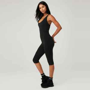 ชุดบอดี้สูทผู้หญิงแบบชิ้นเดียว ยืดหยุ่นไร้รอยต่อ สำหรับออกกำลังกายและสวมใส่ลำลอง รับสกรีนโลโก้ - Product Image 4