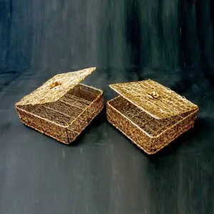 최신 스타일 철 금 과일 바구니 보석 보관 주최자 뚜껑이있는 정사각형의 금속 와이어 페르시 보관 바구니