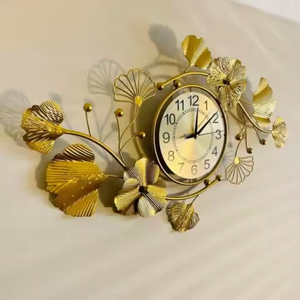 Reloj de Pared de Cuarzo Moderno Art Deco de Azora Industries, Diseño Abstracto Geométrico con Hojas Metálicas Antiguas para Sala de Estar, Dormitorio u Oficina - Product Image 1