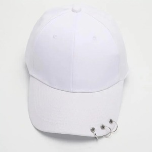 Gorra de béisbol elegante para hombre con tela impermeable y hebilla de metal Logotipo personalizado Precio al por mayor Hecho en Pakistán - Product Image 4