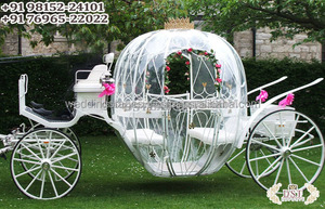 Carro de caballos Victoriano de estilo moderno, hermoso carruaje de madera, las últimas decoraciones de boda a la venta - Product Image 2