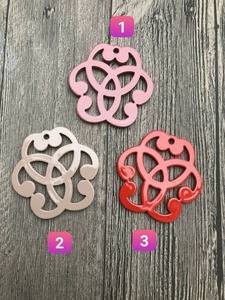 สร้อยคอจี้รูปดอกกุหลาบสำหรับผู้หญิงทำมือเคลือบแลคเกอร์ลายควายเคลือบเงาเป็นมิตรต่อสิ่งแวดล้อมชนเผ่า - Product Image 5