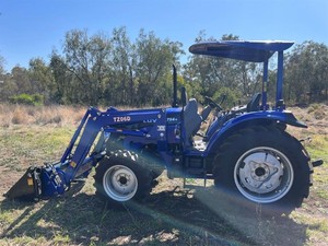 Nuevo Tractor de Ruedas 904 con Certificación CE/EPA Euro 5, 55 CV, 4x4, Tractor Agrícola con Cabina Confortable, Características Avanzadas, Motor y Caja de Cambios - Product Image 4