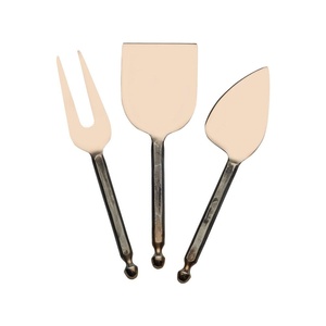Cuchillo para cortar mantequilla con acabado plateado de la mejor calidad, mango de nuevo diseño, juego de cubiertos de alta calidad para uso en cocina de pasteles y quesos - Product Image 5