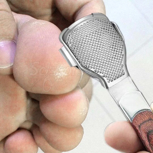 Premium Foot <b>Callus</b> Shaver with Custom Logo Effective for <b>Removing</b> Thick and Dry Heel Skin - Product Image 3