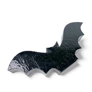 Escultura de Murciélago de Nácar, Adorno Decorativo Hecho a Mano para Halloween, de Vietnam - Product Image 3