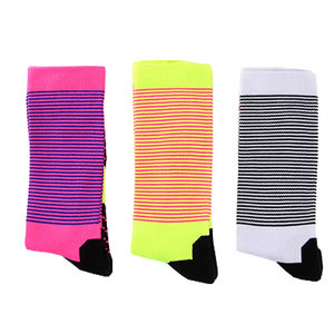 Custom Cotton Sport Crew <b>Socks</b> <b>for</b> Men's <b>Gym</b> 2025 Spring Collection Customized Design <b>for</b> Athletic Sports OEM Service Children - Product Image 5