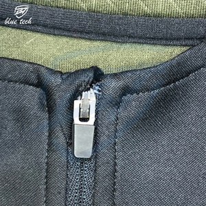 Haut de sport pour homme à manches longues avec fermeture éclair mi-longue, à séchage rapide, en élasthanne/polyester, pour la course à pied et les activités de plein air, nouvelle collection 2025 - Product Image 3