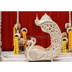 Estilo de pavo real dorado nupcial Doli/Palki boda Metal tallado Pavo Real Doli/Palki elegante boda hindú Pavo Real Doli - Product Image 5