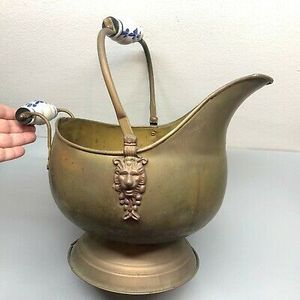 Cubo para Carbón de Hierro Color Dorado - Decoración Moderna para el Hogar con Color Personalizado - Product Image 1