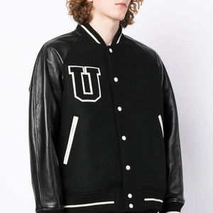 Chaqueta universitaria de invierno hecha a medida con mangas de cuero y parches de chenilla de lana chaqueta de Chicago Letterman a la venta - Product Image 3