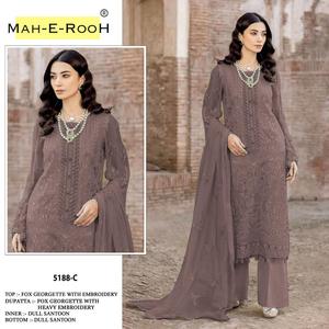 Costumes pakistanais à broderie de conception unique de qualité supérieure pour les vêtements de fête et de mariage pour les ventes à l'exportation - Product Image 4