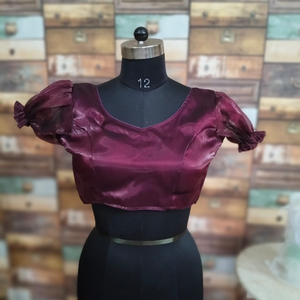 Chemisier en soie cousu pour vêtements indiens - Product Image 4