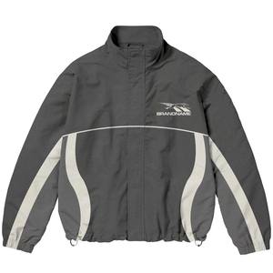 Chándal ligero de nailon impermeable personalizado, ropa para correr, chaqueta de nailon con cremallera y conjunto cortavientos de dos piezas - Product Image 2