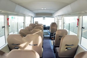 Bus de passagers diesel 4.0L M/T Clean 2025, transmission manuelle, toit surélevé, spécifications GCC, 150 km, prêt à l'exportation, 23 places - Product Image 6