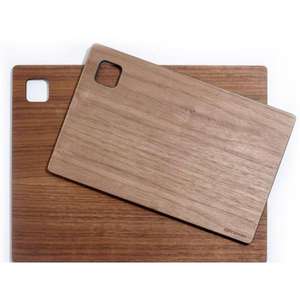 Planche à découper en bois à double couche avec rainures à jus et fonctionnalité de plateau de service à très faible coût - Product Image 1