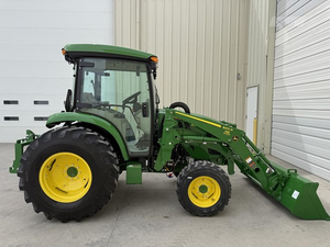 John Deere 4044R 2026 en venta |   Tractor utilitario compacto John Deere 4044R de 43HP, 4WD, hidrostático, con cargador, en venta. - Product Image 6