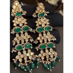 Pendientes de Diseño Elegante con Piedras de Moissanita y Circonita Cúbica con Baño de Oro de Alta Calidad, Colección para Bodas, para Mujer - Product Image 1