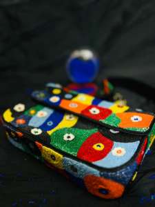 Bolso bordado a mano para mujer - Product Image 3