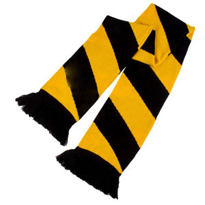 Écharpes de football d'hiver personnalisées promotionnelles, tricotées en acrylique, sportives, de haute qualité, nouvelle arrivée, vente en gros, meilleure qualité, chaleur optimale - Product Image 4