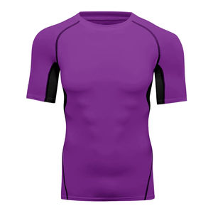 Vente en gros T-shirt de compression de gymnastique à séchage rapide pour hommes avec logo personnalisé vêtements de musculation d'entraînement avec caractéristiques anti-UV UPF50 respirant - Product Image 1