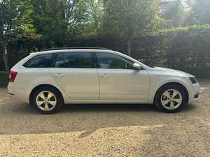 USADO LHD/RHD 2020 SKODA OCTAVIA 2,0 TDI SE TECNOLOGÍA - Product Image 2