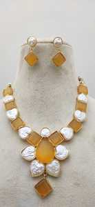 <b>Mother</b> <b>Pearl</b> Handicraft Modern Fusion Necklace Set Unique Heavy Brass Stone Customized for Weddings Fashion Jewelry Sets - Product Image 6